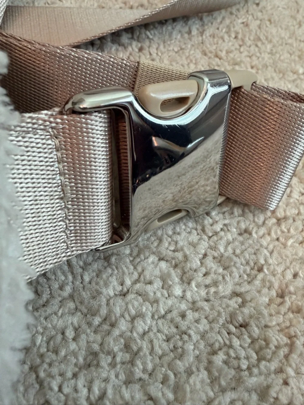 Lululemon Sherpa Crossbody Beige Cream Belt Bag‎ 8x6" Fanny Pack - Picture 4 of 8